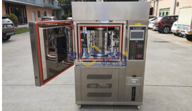 氙燈老化試驗箱之黑板溫度/相對濕度/噴水周期